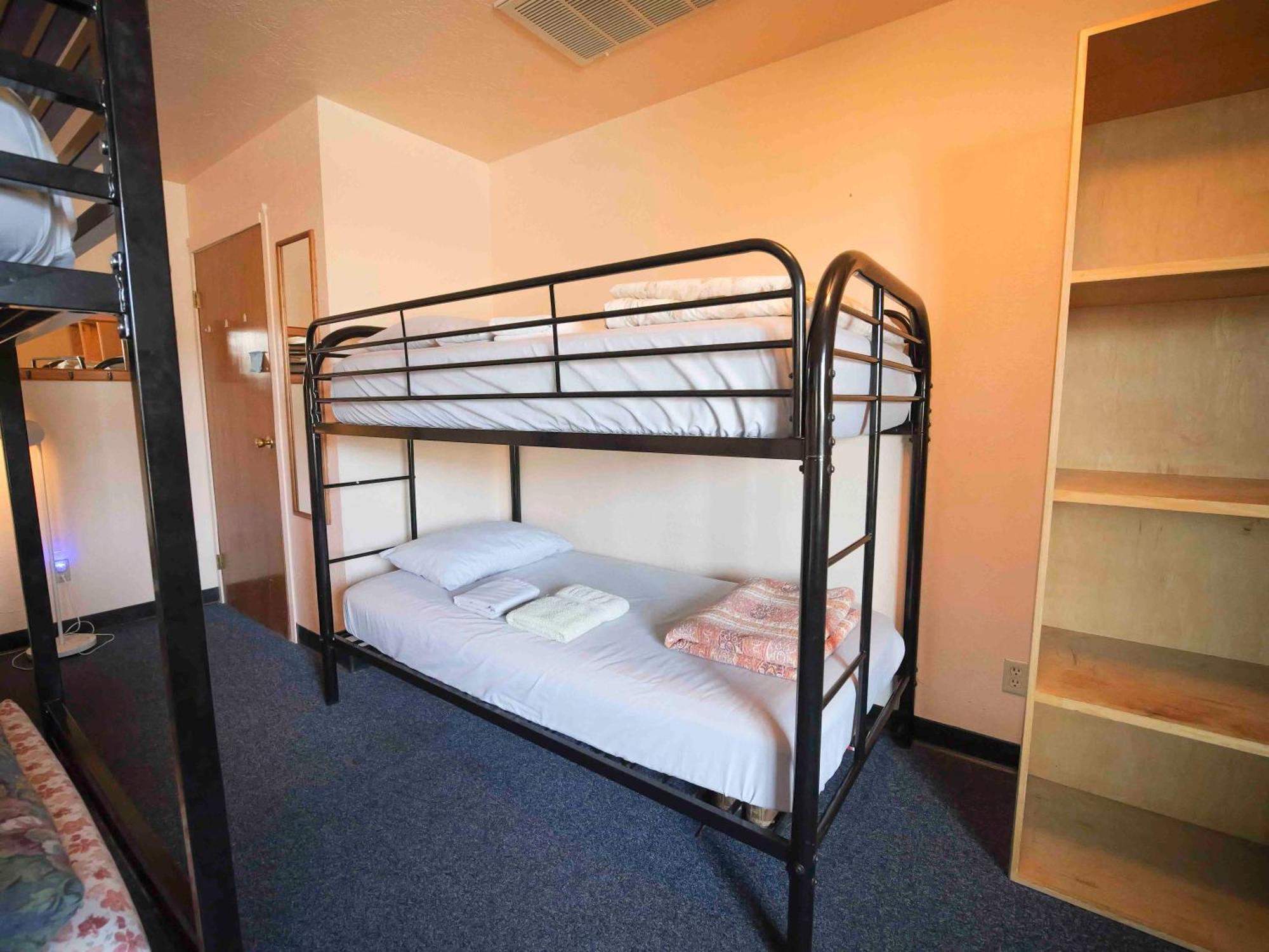 Ashland Commons Hostel Esterno foto