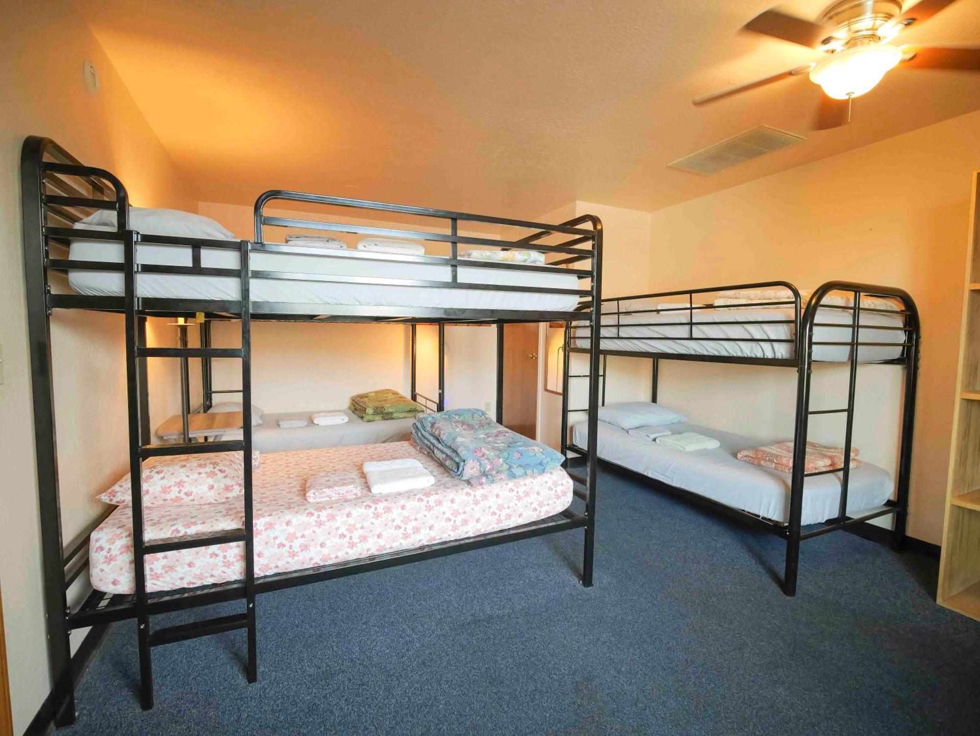 Ashland Commons Hostel Esterno foto