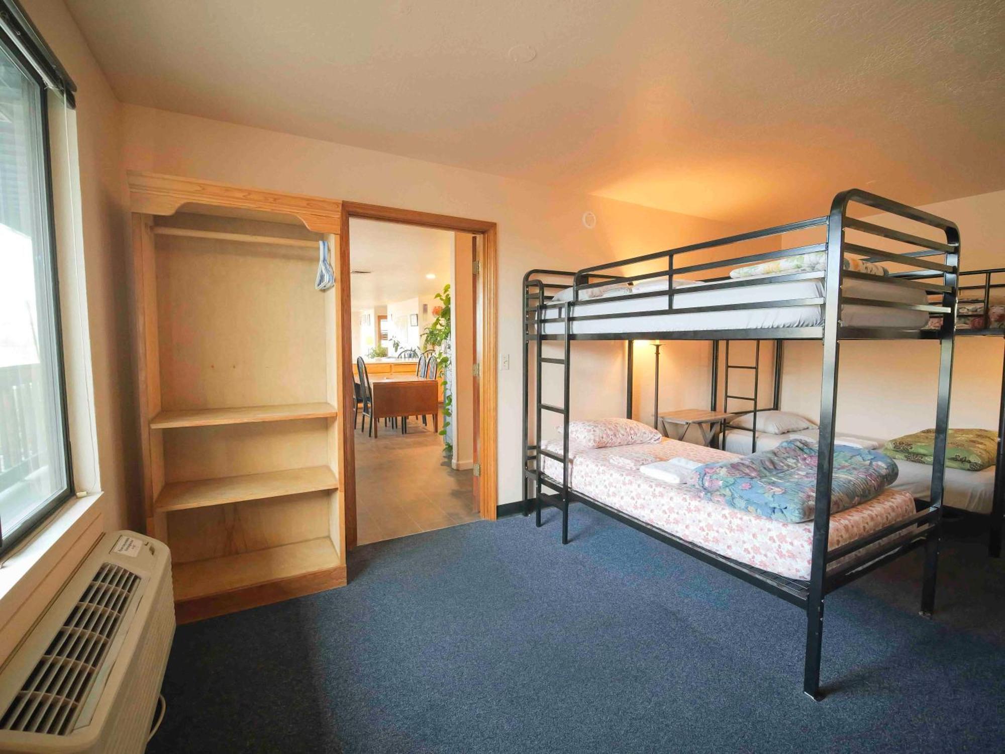 Ashland Commons Hostel Esterno foto