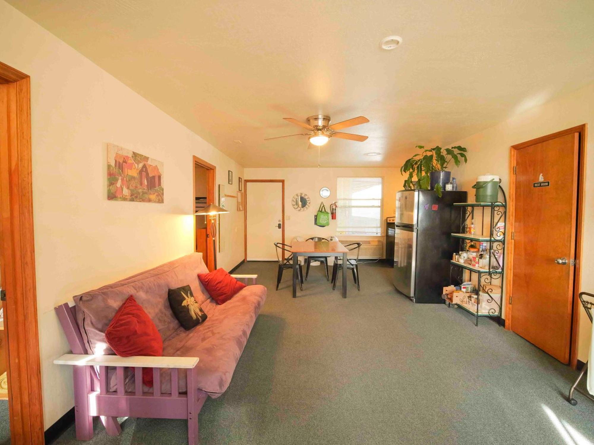 Ashland Commons Hostel Esterno foto