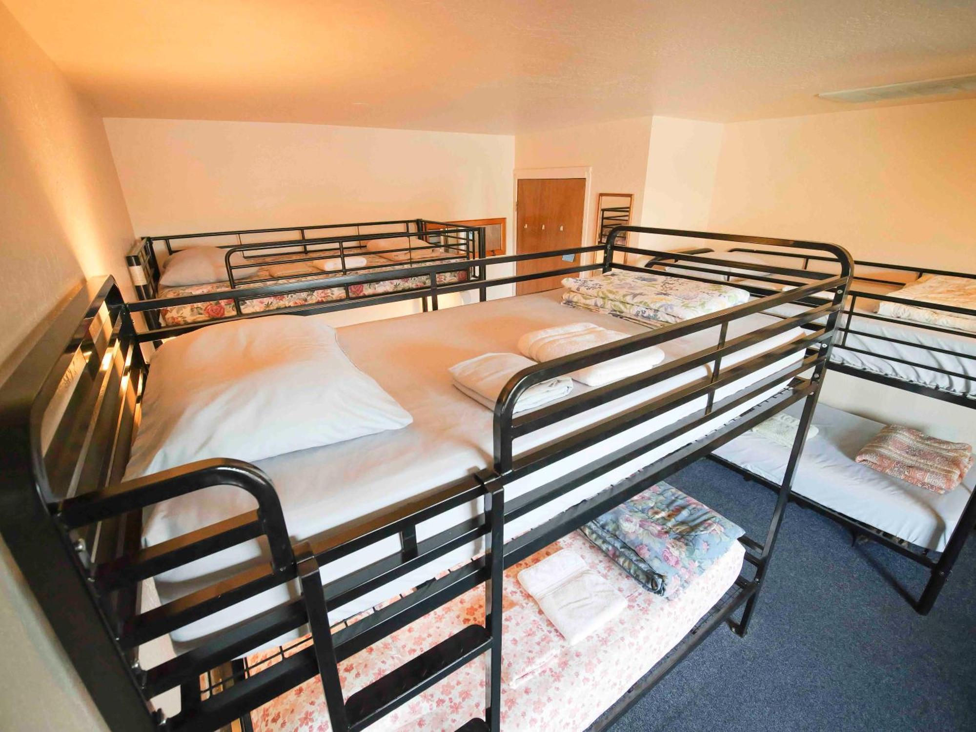 Ashland Commons Hostel Esterno foto