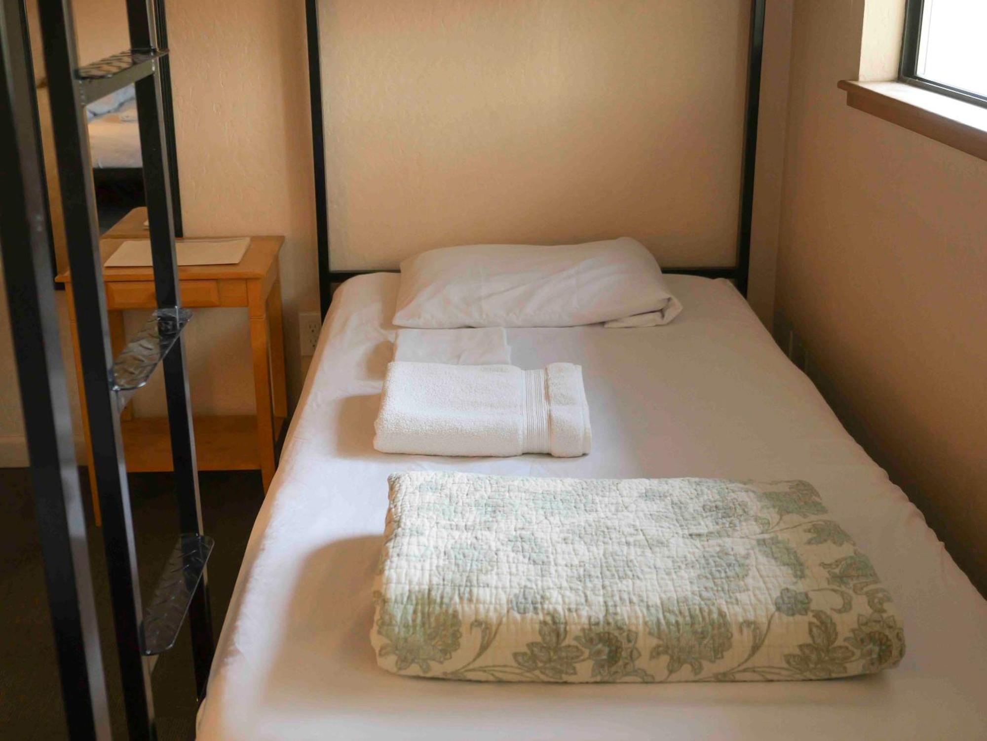 Ashland Commons Hostel Esterno foto