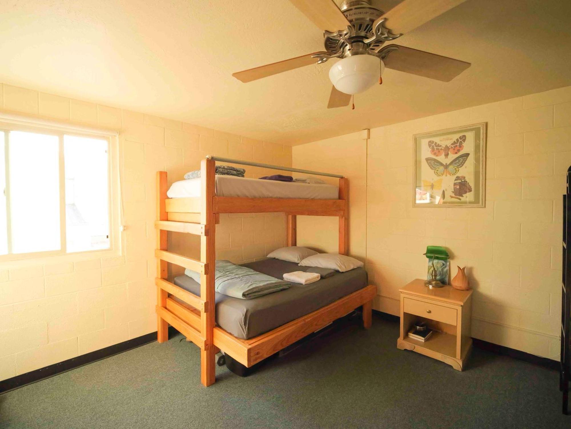Ashland Commons Hostel Esterno foto