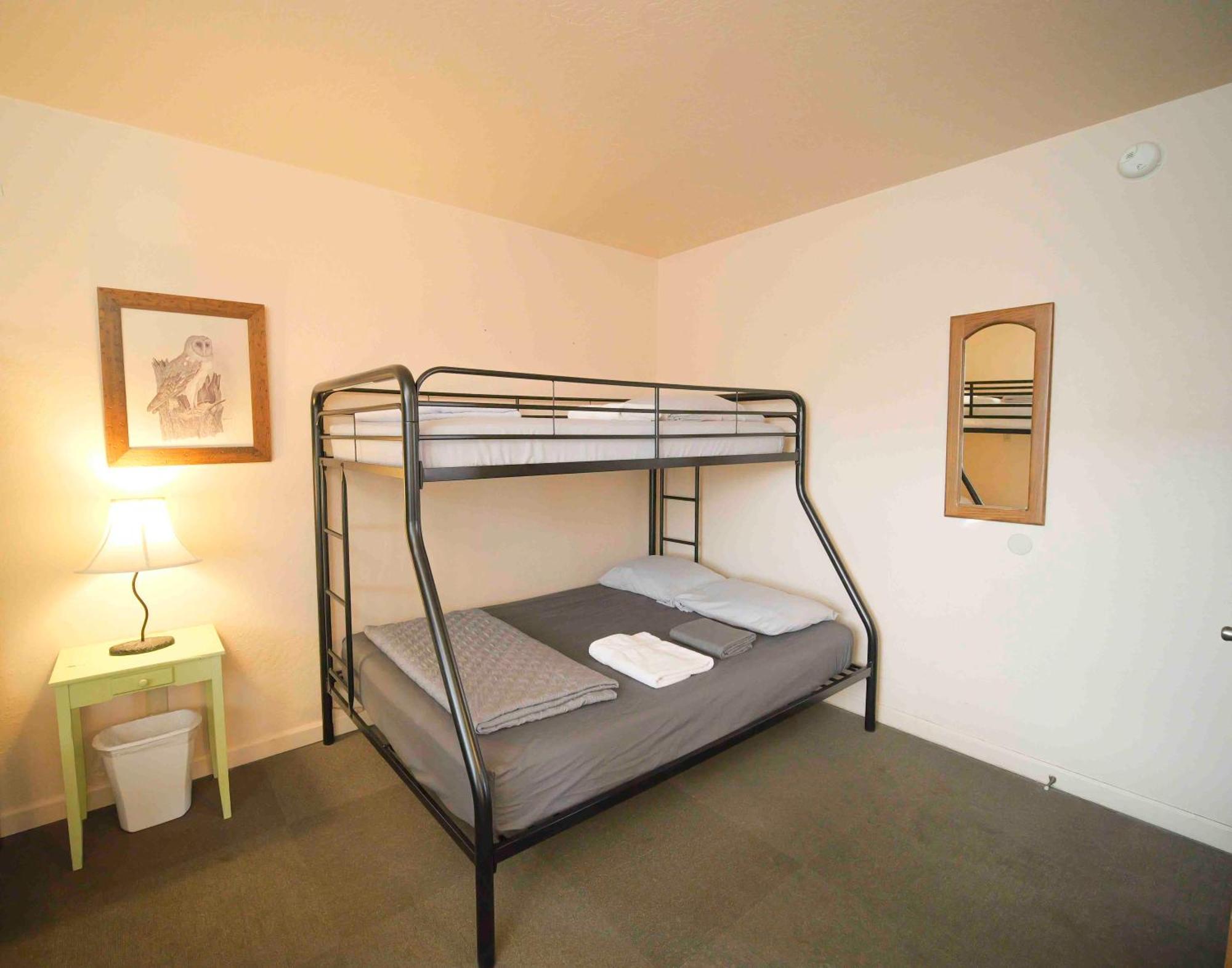 Ashland Commons Hostel Esterno foto
